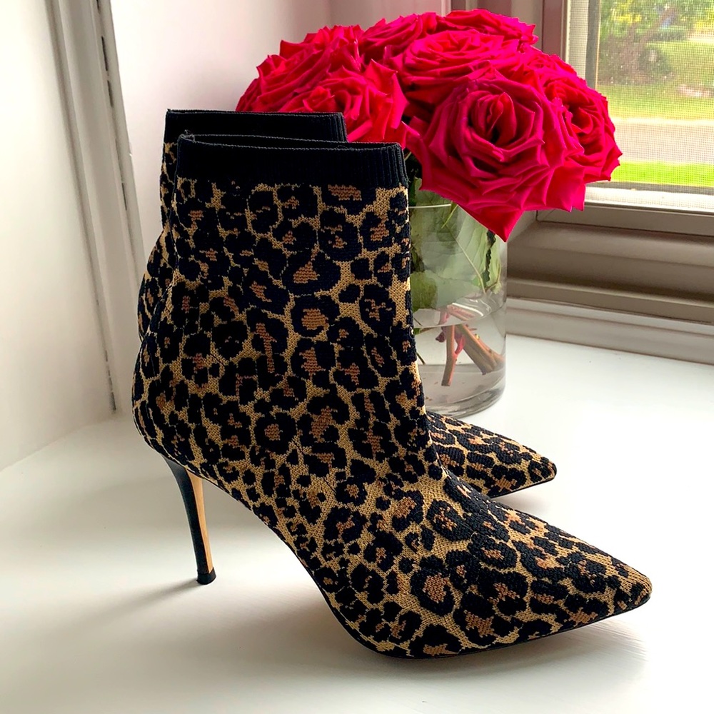 Something Navy leopard sock booties